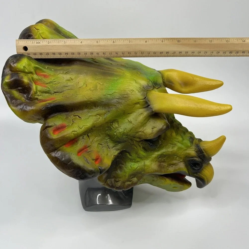 Cesar DINOSAUR TRICERATOPS Vintage 1987 Vinyl Mask Green EUC Halloween‎